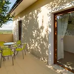Semesterbostad Agneza By Interhome Rakalj