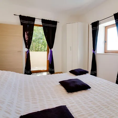 Agneza By Interhome