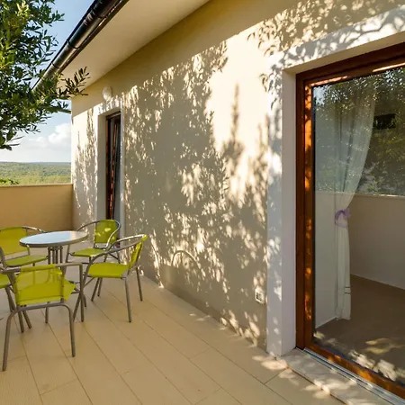 Feriehus Agneza By Interhome Rakalj